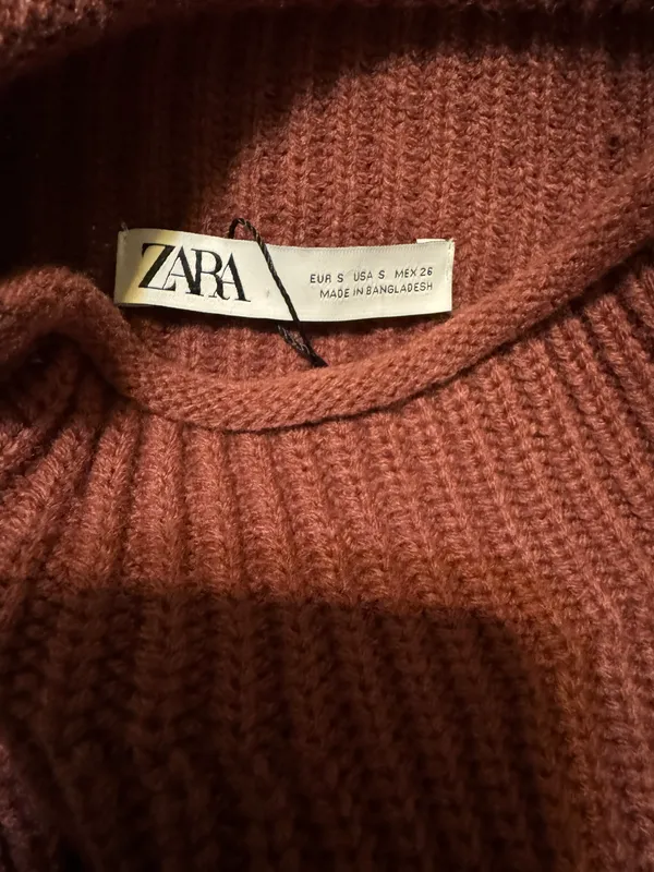 ZARA Shoulder Padded Top Size S - Image 3