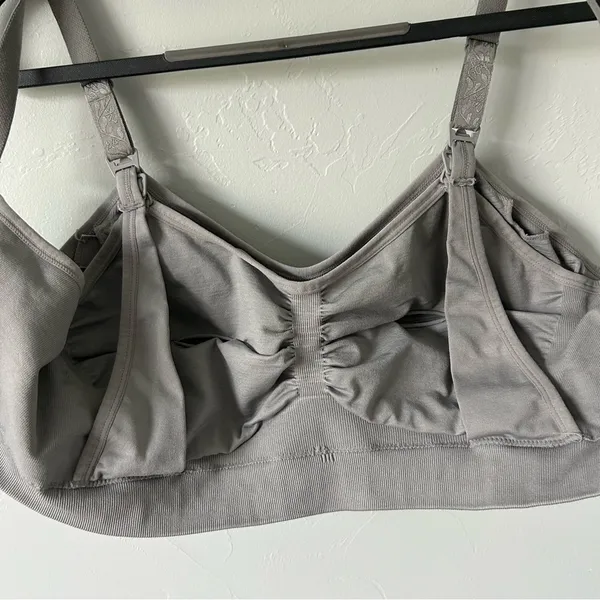 Kindred Bravely Sublime Hands-Free Pumping Nursing Bra Grey Large Busty E-H Cups - Image 8