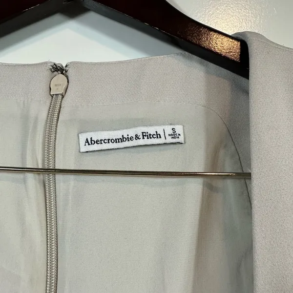 Abercrombie & Fitch Classic Square Neckline Mini Dress in Beige Size Small - Image 4