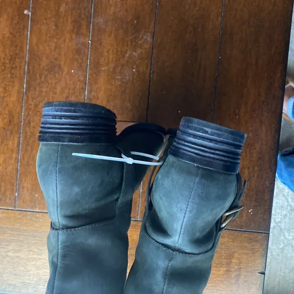 Cole Haan Nike Air charcoal Black Leather Boots mid calf gold accents size 6.5 - Image 7
