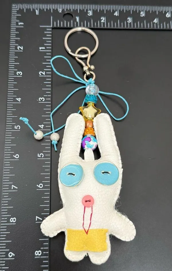 Adorable White Animal Plush Cushion Beaded FOB Bag Charm - Image 4