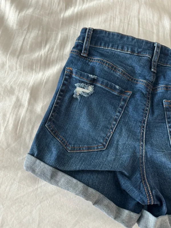 Medium Wash Seriously Stretchy Super High-Rise Midi Shorts - Image 4