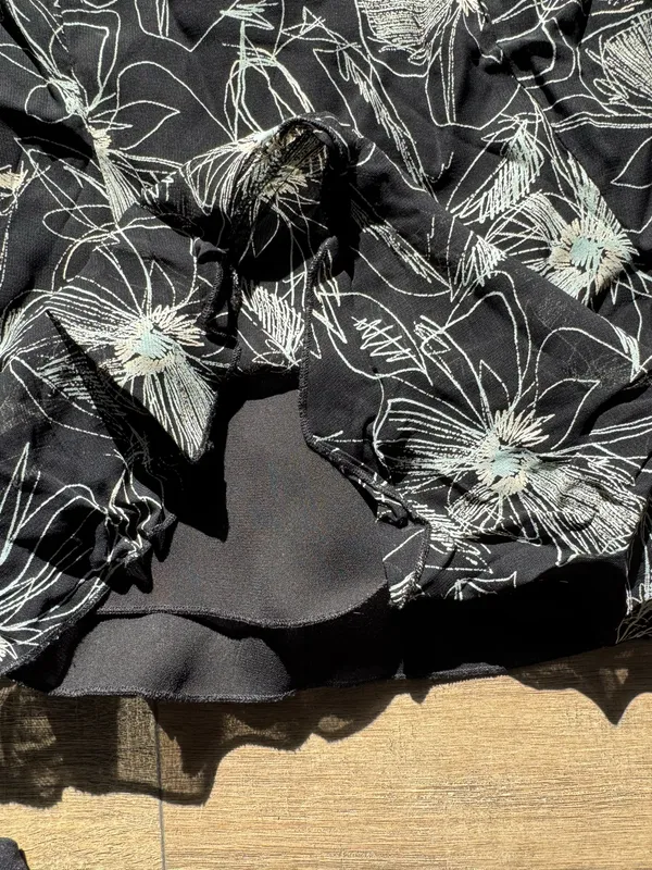 Karen Kane Y2K Fairy Floral Skirt - Image 4