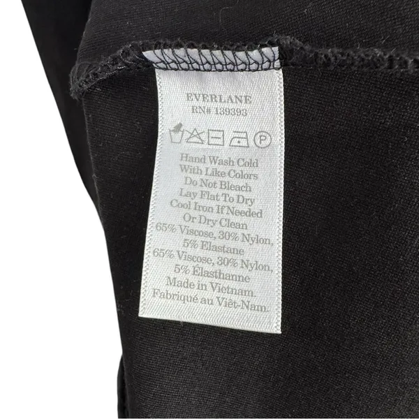 Everlane The‎ Deep V-Neck A-Line Mini 00 Black Dress - Image 6