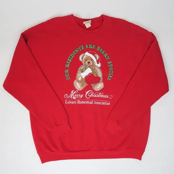 Vintage Y2K Lee Bear Christmas Sweatshirt - Image 2