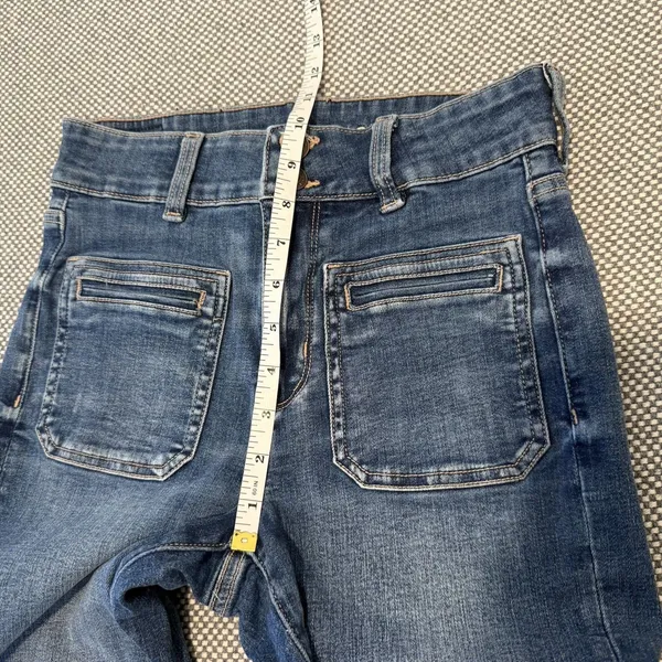 American Eagle Super Hi-Rise Flare Jeans Women Sz 4 Long Patch Pockets Cut Hem - Image 10