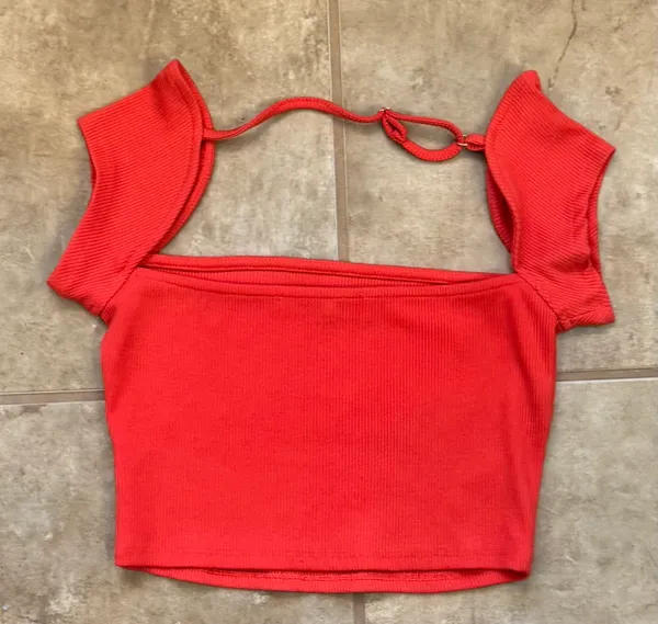 RusttyDustty Cherry Red Cap Sleeve Crop Top Size Small - Image 3