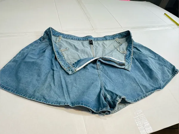 Cider Light Blue Flared Denim Shorts - Image 8