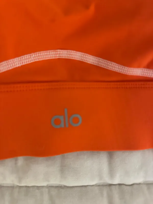 Alo Yoga Bra - Image 3