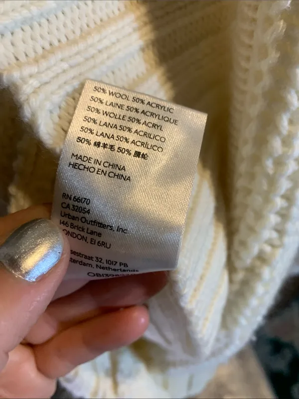 Anthropologie Cream Cardigan Size M - Image 8