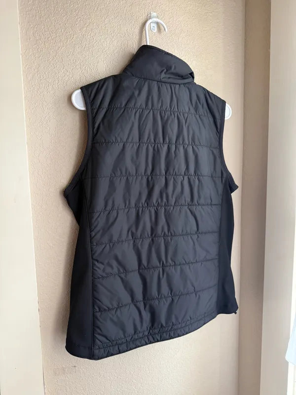Carhartt Black Vest Puffer Women’s Small - Image 2