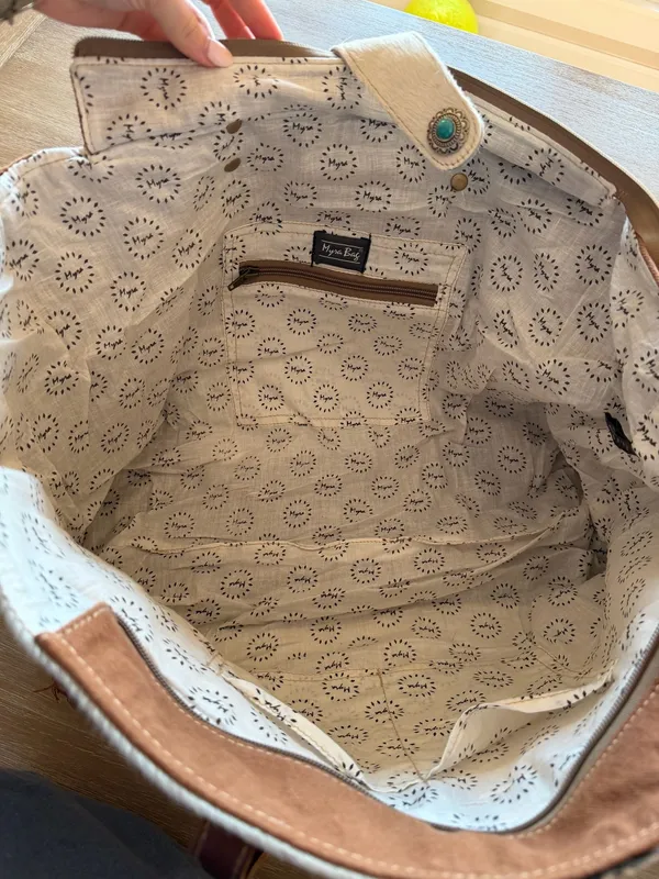 Myra Bags Enamor Weekender Bag - Image 7
