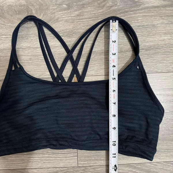 Athleta Womens Sports‎ Bra Size M Navy Blue Chevron Textured Strappy Back Gym - Image 8