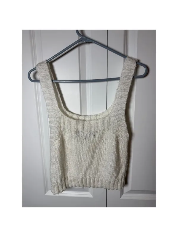 Kendall + Kylie White Cable Knit Tank Top Medium - Image 2