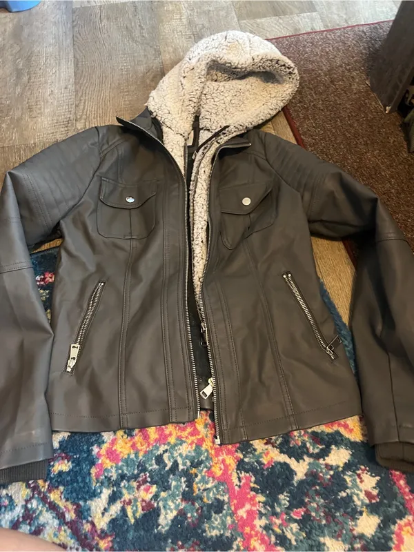 Novish Womens Gray Faux Leather Jacket with Sherpa Hood - Image 7