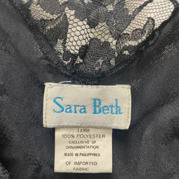 Elegant vintage Sara Beth Black Lace Bodysuit size large - Image 3