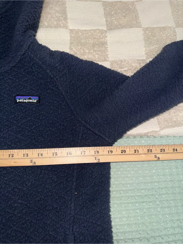 Patagonia‎ Women's Diamond Capra Hoody size S - Image 2