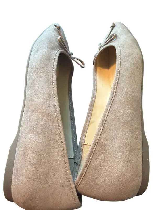 Liz Claiborne Memory Foam Tan Ballet Flat Shoes Flushing Slip On Faux Suede Sz 7 - Image 5