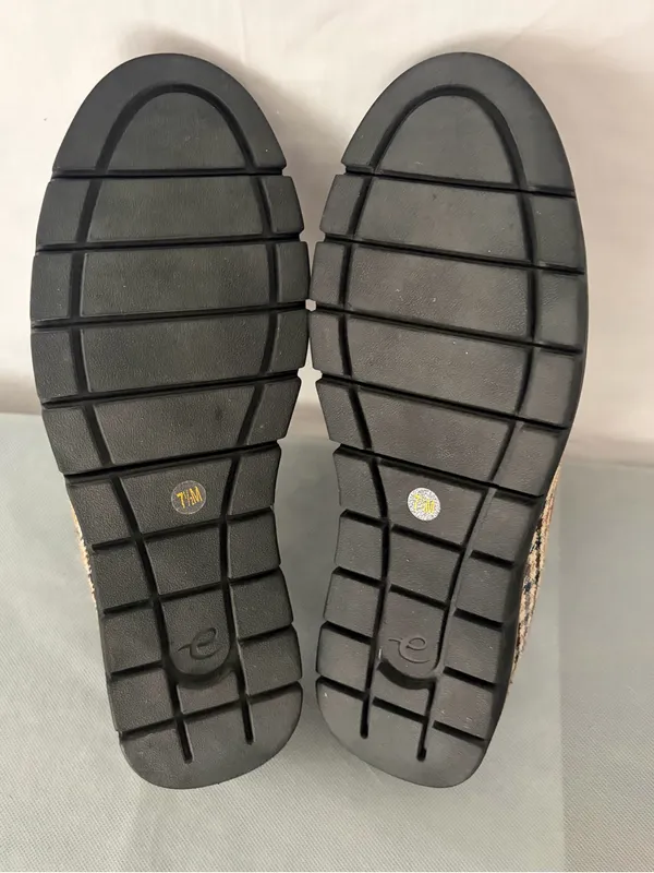 Easy Spirit Women’s size 7.5M Plaid Loafers Buckle Platform (B206) - Image 12