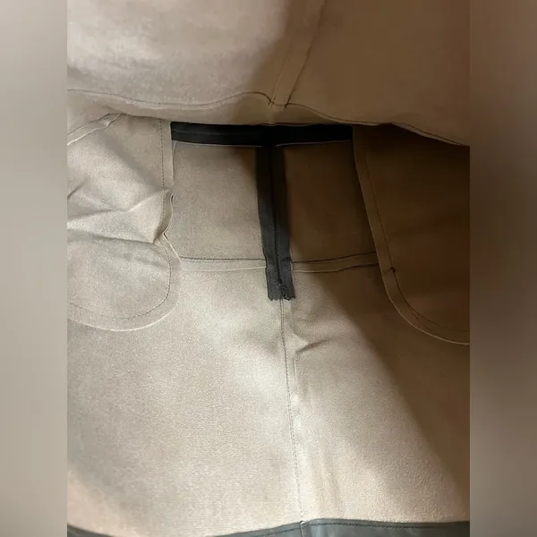 Stella Luce Faux Leather Sage Green Skirt with Pockets. Size Large. - Image 4
