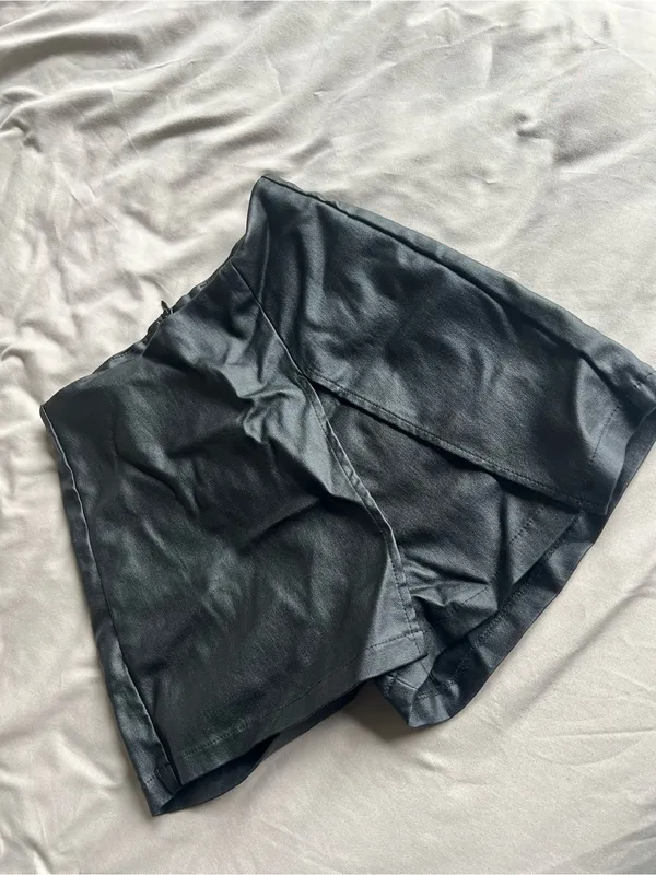 Black Women's Wrap - Image 4