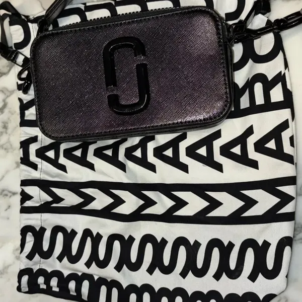 Marc Jacobs Snapshot Black Crossbody Bag - Image 8