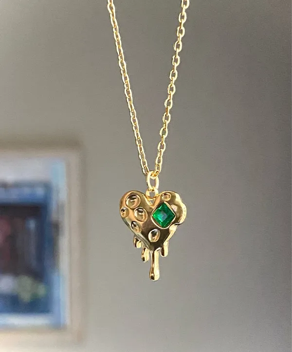 Handmade gold tone stainless steel chain & green glass crystal heart chic vintage retro style necklace💚👼 - Image 2