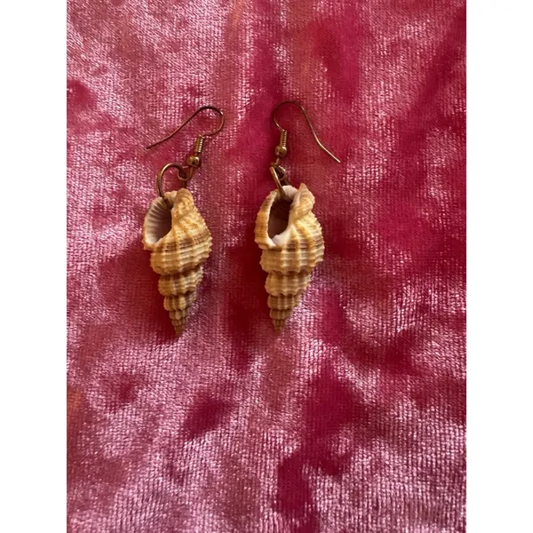 Conch Sea Shell Earrings Boho Bohemian Island Vacation Beach Beige Dangle - Image 3