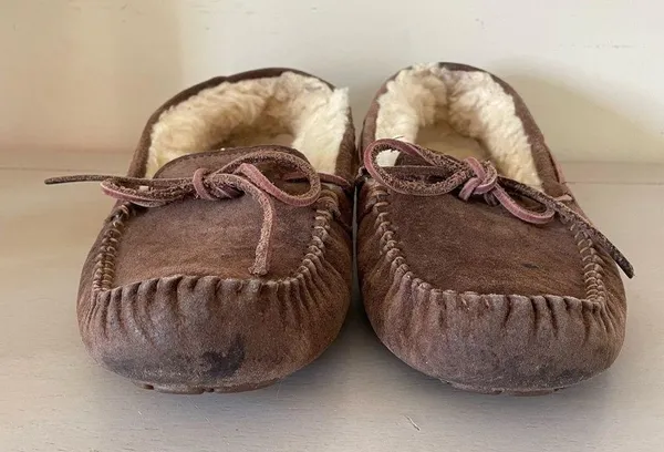 UGG Suede Shearling Moccasin Slippers Dark Brown size 8 - Image 5