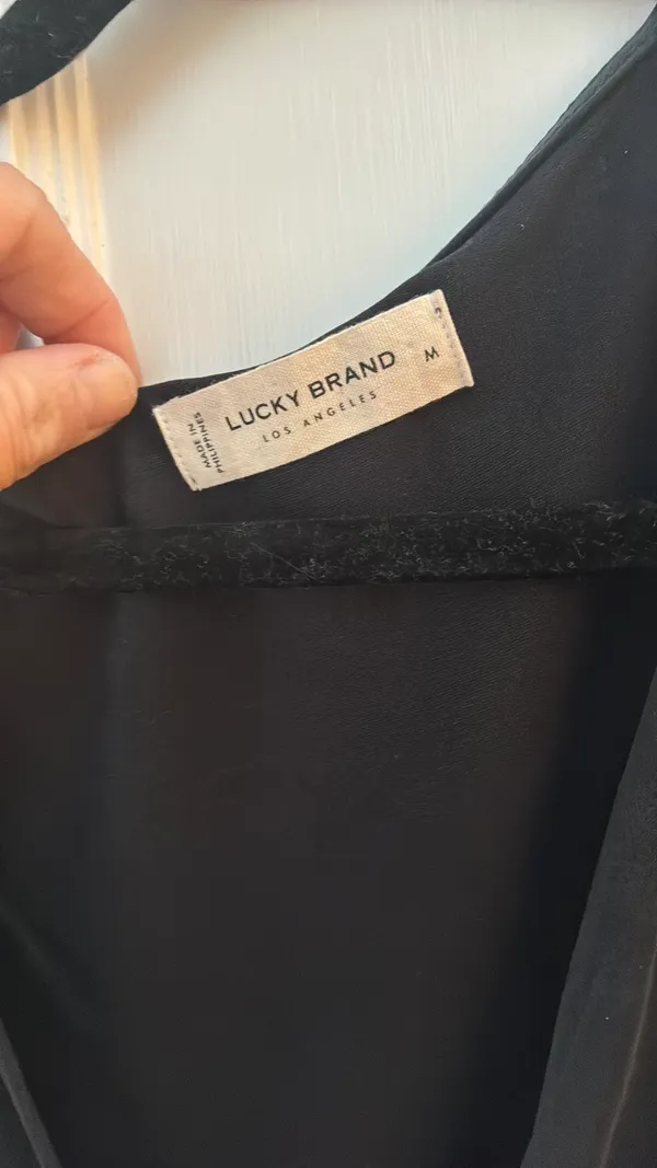 Lucky brand top - Image 2