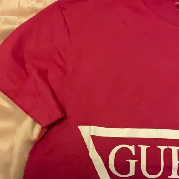 Guess Women's Active Short Sleeve Oversized Logo Cropped T-Shirt Pink Small NWT - Image 5