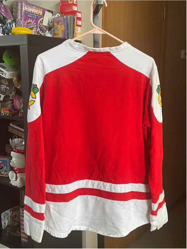 Women's Majestic Chicago Blackhawks Red & White Jersey XL - Image 2