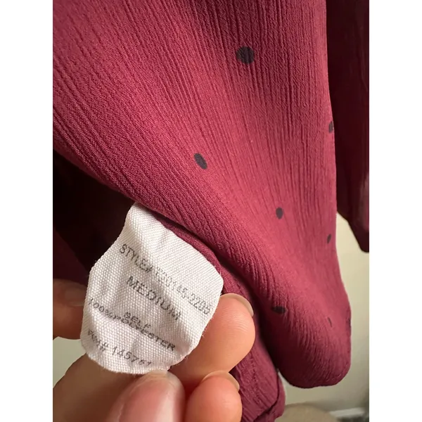 Flawed* 41 Hawthorn Burgundy Polka Dot Hi-Low Blouse Medium - Image 4