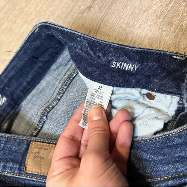 •AMERICAN EAGLE• SKINNY JEANS - Image 3