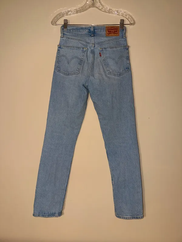 Levi’s 501 Jeans High-Rise Button Fly Straight - Image 2