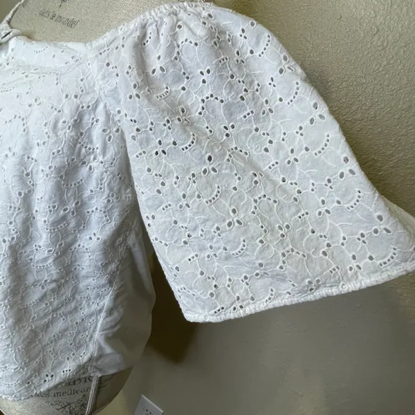 A New Day Short Sleeve Eyelet Button Detail Top White Size Small - Image 5