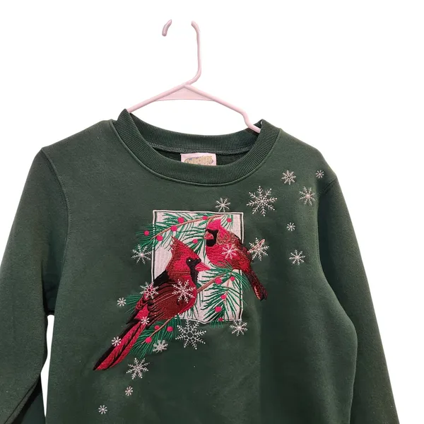 Vintage Collections Green Embroidered Winter Holiday Cardinal Sweatshirt Size M - Image 3