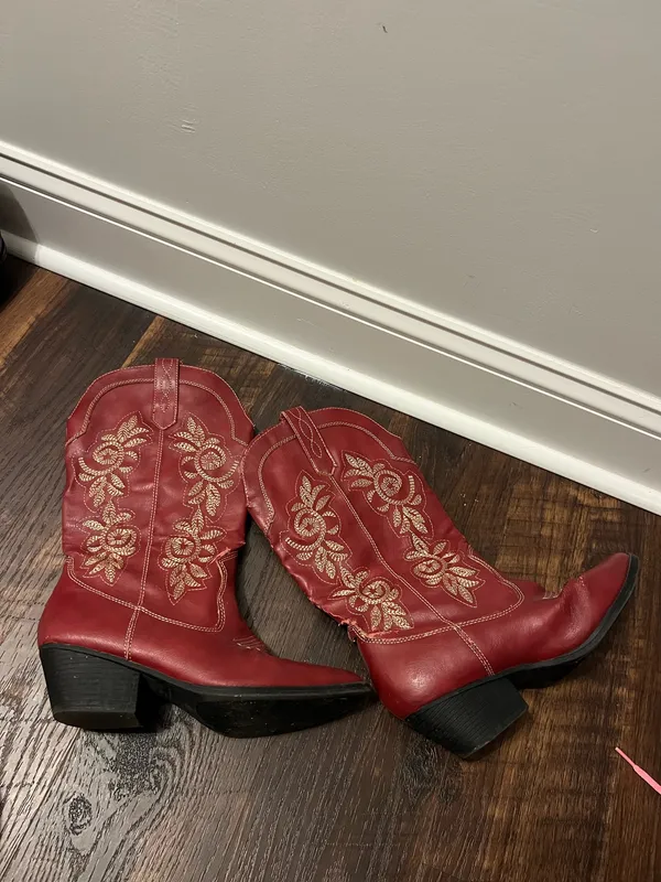 Red cowgirl boots Size 9 - Image 2