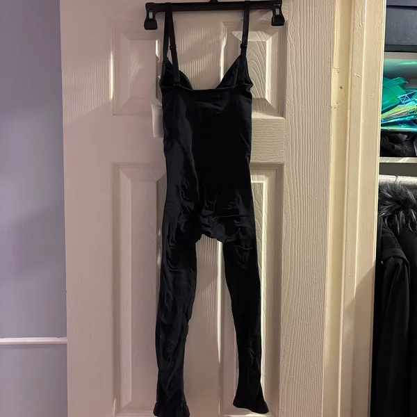 Skims full body shapewear - Image 2