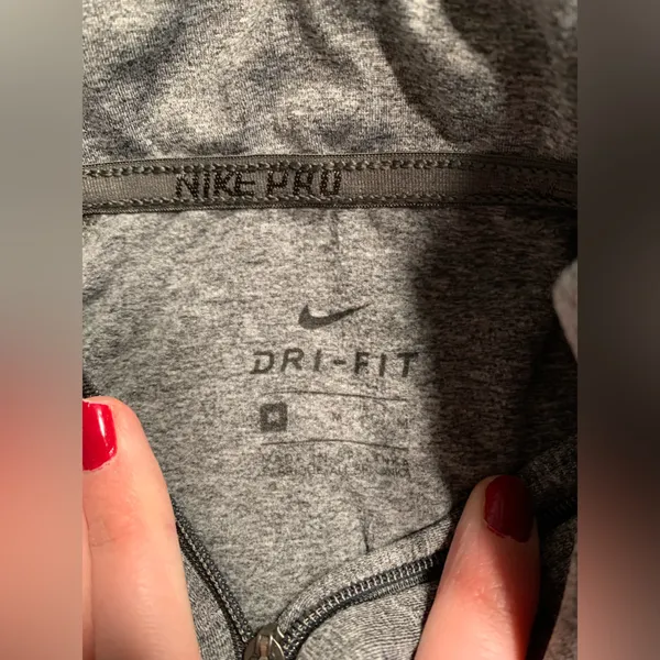 Nike dri-fit Quarter-Zip Pullover medium gray - Image 5