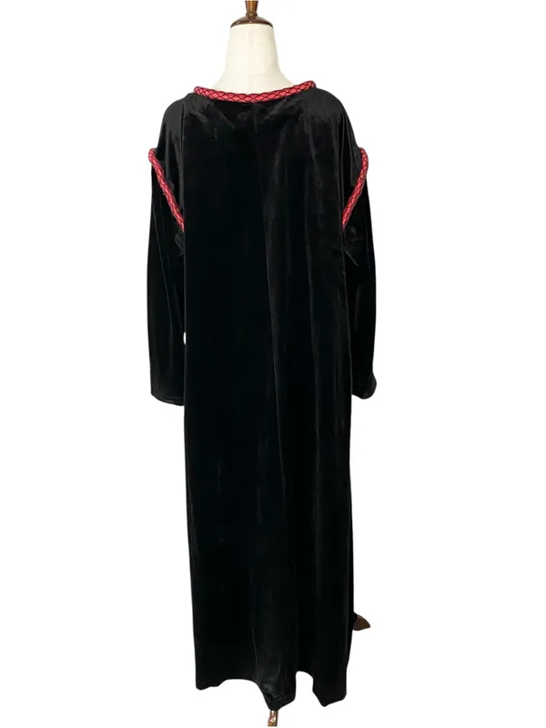 VINTAGE GILEAD Goth Velvet Maxi Dress - Image 4