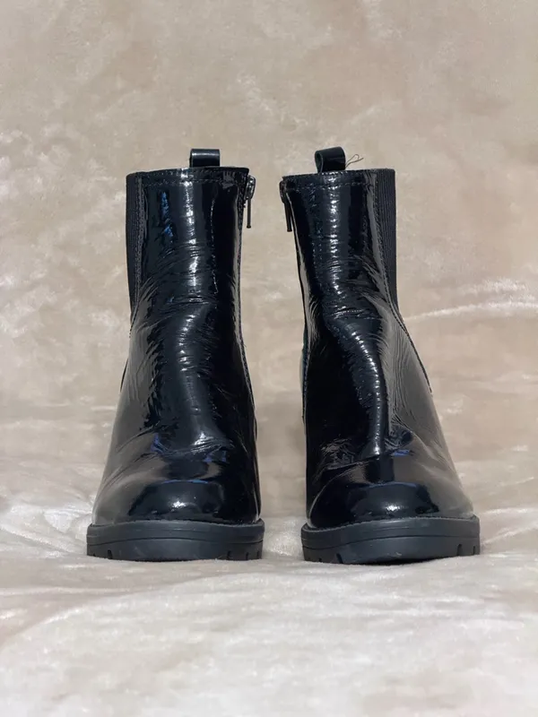 Naturalizer VERNEY2 Side Zip Ankle Bootie Black Patent Leather, Size 6.5 W - Image 2