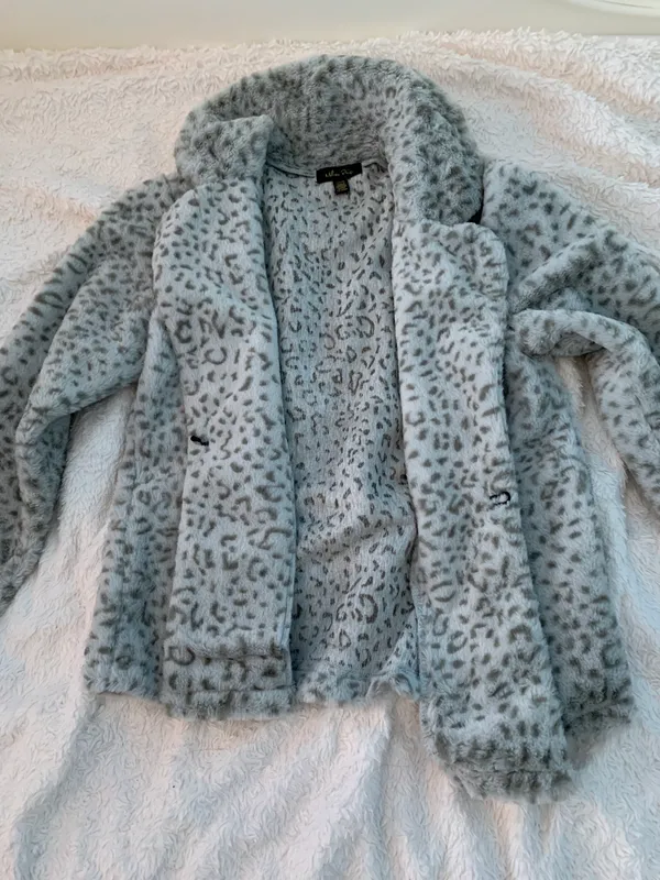Faux Fur Cheetah Coat Blue - Image 2