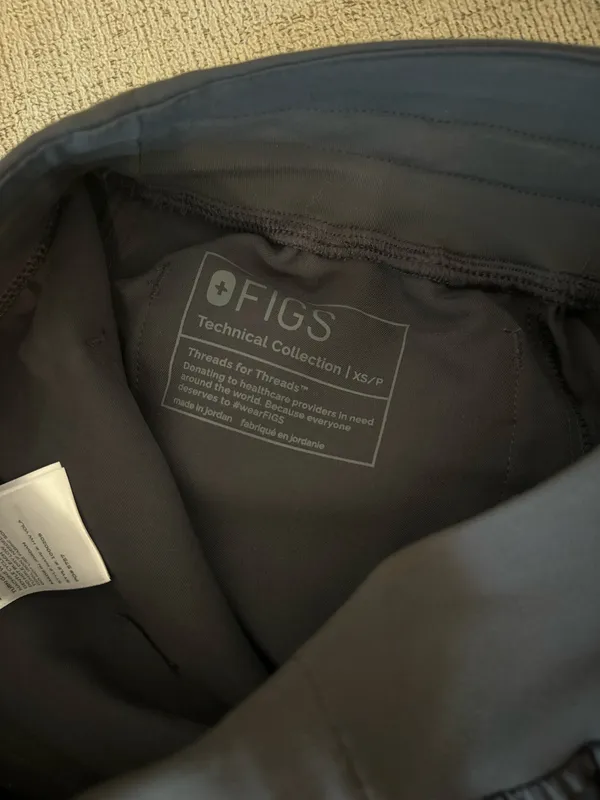 FIGS Yola Skinny Scrub Pants - Image 3