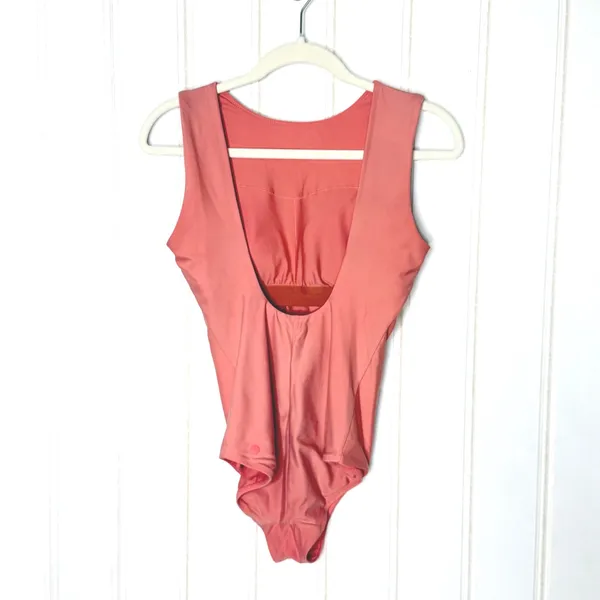 Lululemon Waterside High-Neck One-Piece Swimsuit Coral Pink Open Back Sz 6/8 - Image 6