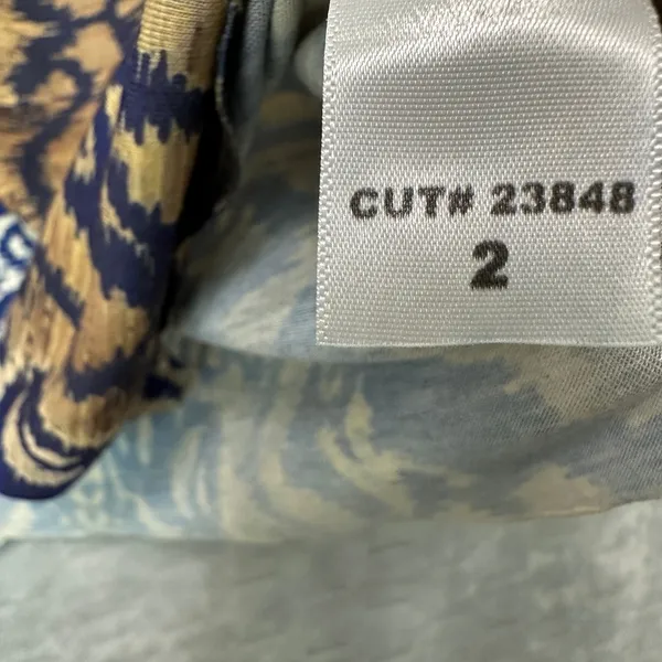 Chicos Women Sheer Blouse Blue Gold Ikat Boho Flowy Top Sz 2 US L Resort Coastal - Image 5