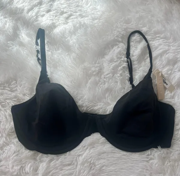 SKIMS Underwire Bra - Image 4