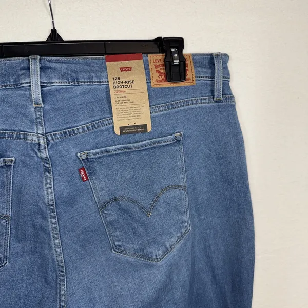 Levi's 725 Women's Bootcut Jeans Blue Plus Size 22W High Rise Hypersoft Stretchy - Image 9