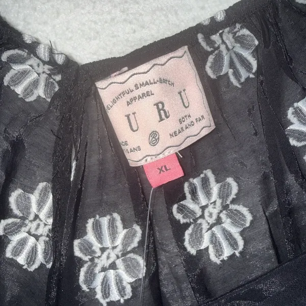 Buru Balloon Sleeve Bustier Cropped Floral Top Sz XL Black White NEW $128 Boho - Image 5