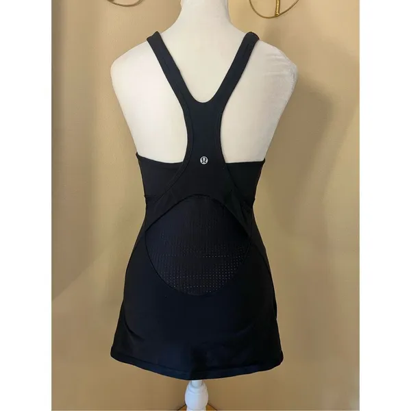 Lululemon Black Crossback Athletic Tank Top Size 6 - Image 2